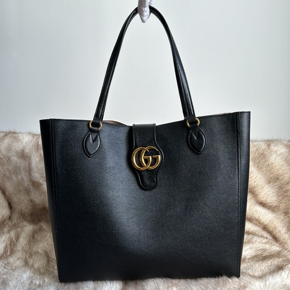 GUCCI
Medium Tote with Double G in Black Leather - Picture 2 of 10